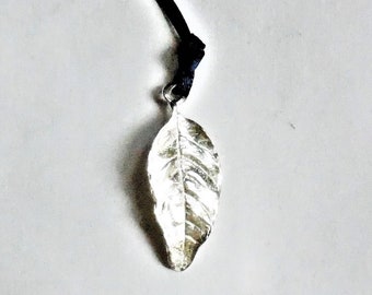 Sterling lilac leaf pendant, botanical replica, botanist gift, gardener jewelry, biologist accessory