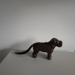 Vintage Nötknäpparhund (patentnummer 273480)