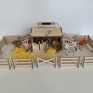 SET Stable + Obstacles - Chest of portable 8 horse stables Schleich Breyer Collecta handmade