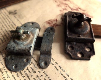 Antique French Iron Door Latch Lock/ Rustic Decor/ Salvage Architectural/ Farmhouse Decor