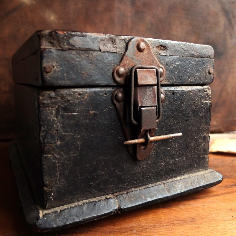 Antique Wooden Box - Etsy