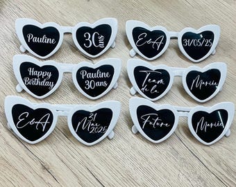 Gepersonaliseerde hartvormige glazen – Fotorekwisiet voor bruiloften, vrijgezellenfeesten en verjaardagen – Decoratieve glazen gepersonaliseerd met naam en datum – Origineel cadeau