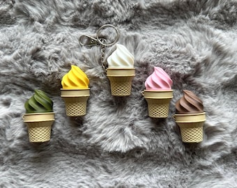 アイスクリーム型クリッカーキーホルダー – 抹茶、パイナップル、バニラ、ストロベリー、チョコレート – かわいいフィジェットトイキーホルダー 夏のギフト