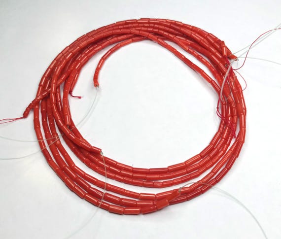 Hilos de Coral natural sin tratar, Coral Mediterráneo, cuentas en forma de tubo 3 mm. de grosor.