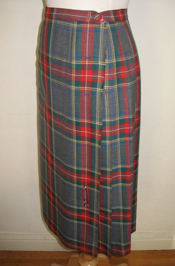 Aljean of Canada Grey Red Green Yellow Blue Plaid… - image 3