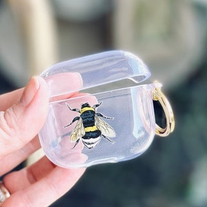 Bee GG Airpods Case + Lanyard