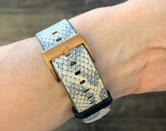 AppleWatch Band Snakeskin Print in Gray 41mm 45mm 40mm 38mm 42mm 44mm 49mm Snake Skin Vegan Leather iWatch Animal Print Streetwear WB-SSPGY