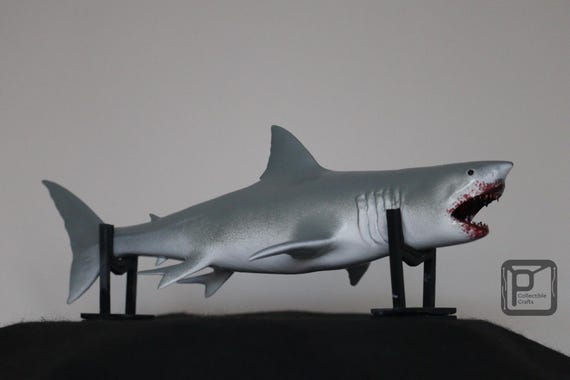 Bruce III Model High Detail Sculpted - 25cm Collectible