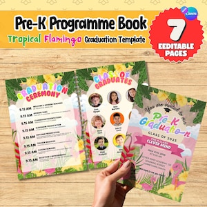 Pode incluir: Um livro de programa de formatura Pré-K com um tema de flamingo tropical. A capa apresenta o texto "Pre-K Graduation" e a data. No interior, há um cronograma e fotos dos formandos. O design inclui ilustrações florais e de flamingos.