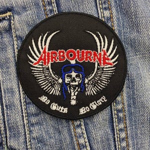 Broderad Airbourne-lapp med strykfunktion