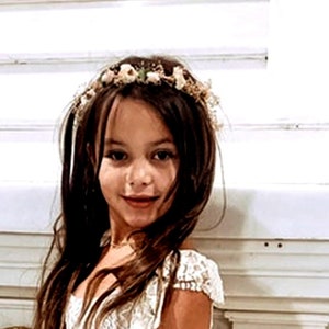 First Communion Halo flower crown Bridal hair wreath accessories flower girl Dried Babys breath little girl headband lmother daughter adult