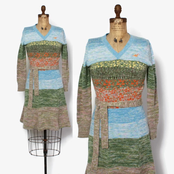 Vintage 70s Knit DRESS / 1970s Novelty Bird & Flower Meadow Sweater Dress