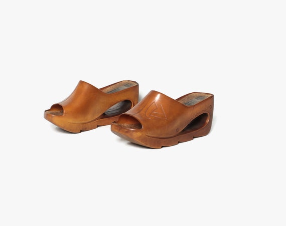 Vintage 70s Christian Vermonet Donuts Platforms /