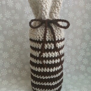 Hand Crocheted Wine Bottle Cozy Bag Offwhite Chocolate Brown image 3