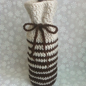 Hand Crocheted Wine Bottle Cozy Bag - Offwhite Chocolate Brown
