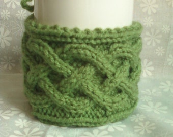 Cable Knit Mug Cozy - Tea Leaf Green