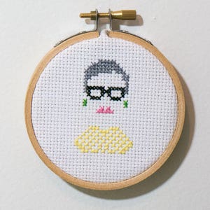 Chaussettes Maggie Stern Stitch & RBG - Hommage à Ruth Bader Ginsburg - Taille Unique Femme