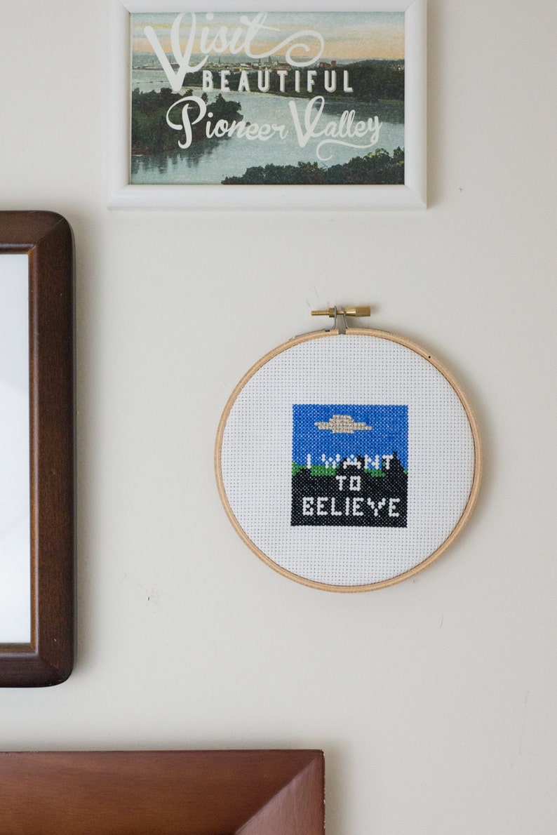 X-Files cross stitch PATTERN image 2