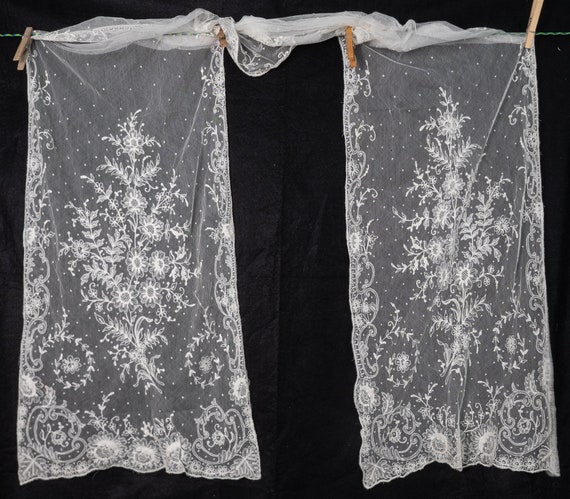 Elegant 1920's Embroidered Net Lace Long Scarf