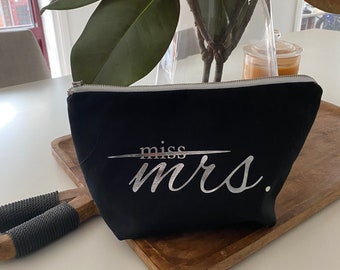 Miss to Mrs Cosmetic Bag Bridesmaid Cosmetic Pouch , Cosmetic Bag , Bridesmaid Gift