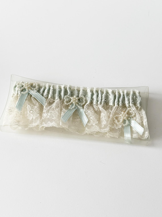 Vintage 1960s Lace Wedding Garter, Blue Ribbon Pe… - image 8
