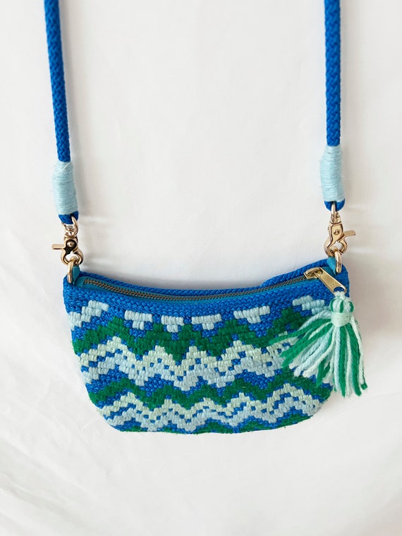 vintage 70s blue and green yarn woven purse - image 5