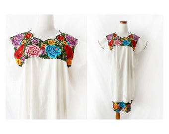 the frida dress / vintage embroidered mexican cotton dress / medium