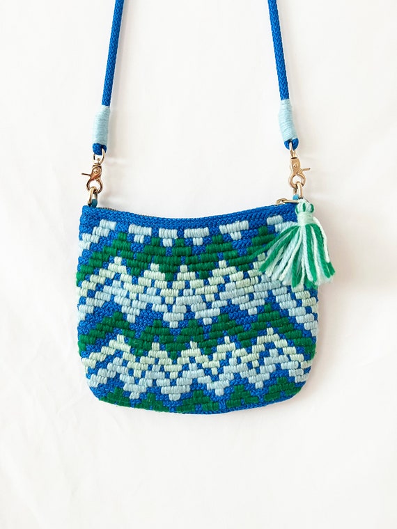 vintage 70s blue and green yarn woven purse - image 2