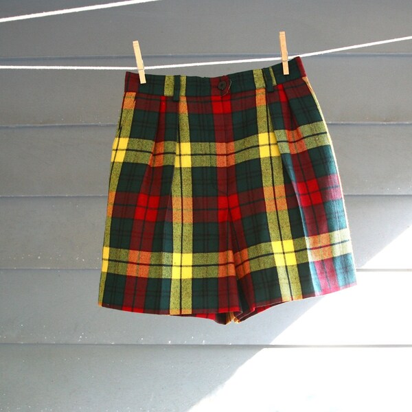 1980's Shorts Vintage Escada Wool Hunter Plaid Military Winter High Fashion Chic High-Waist Small