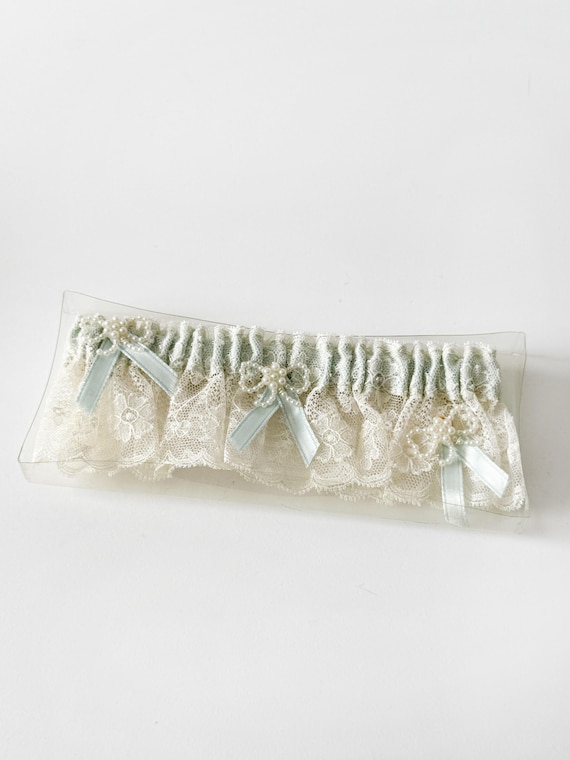 Vintage 1960s Lace Wedding Garter, Blue Ribbon Pe… - image 9