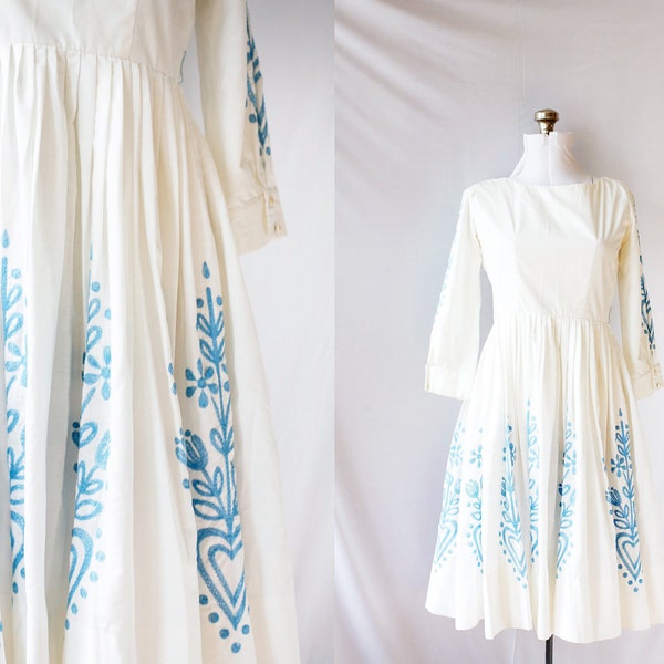 Vintage 50's 60's Dress White  Blue  Embroidery Button Back