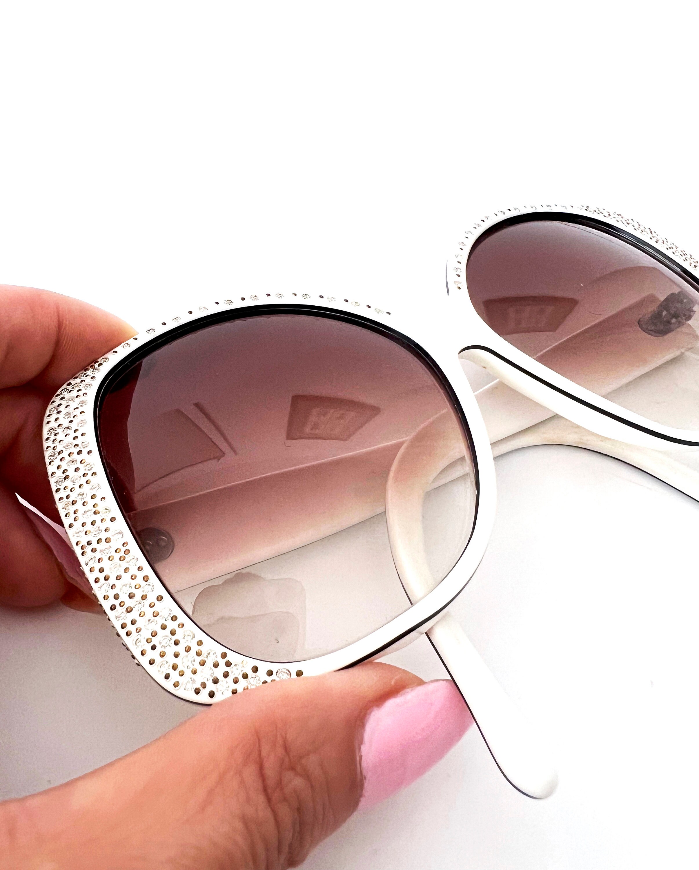 Vintage Nina Ricci Paris Oversized Boho Rhinestone Sunglasses Handmade in France Vintage Nina Ricci Sunglasses: White Frame Rhinestone  main image 2