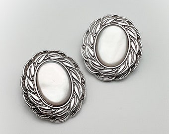 Boucles d'oreilles clip ovales vintage Allemagne en aluminium et nacre