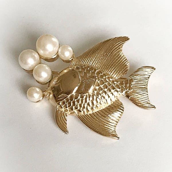 Vintage Fish Brooch Gold Tone Metal with Faux Pearl Bubbles