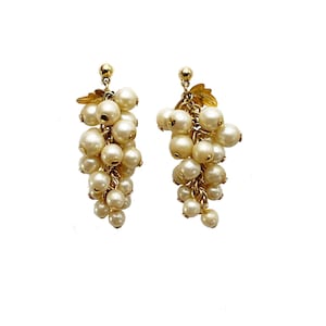 Vintage 1990s Avon Faux Pearl Frosted Grapes Dangle Post Earrings