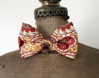 Vintage Wembley  Paisley Clip On Bow Tie