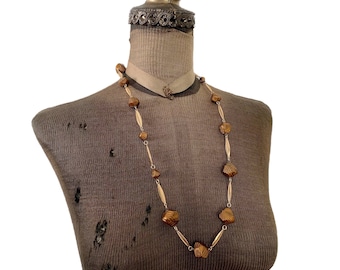 Vintage Perlenkette aus braunem Kunststoff und goldfarbenem Metall