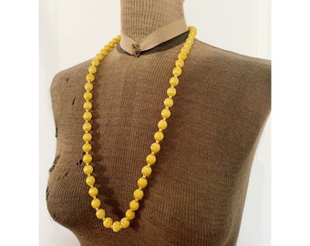 Vintage Kitsch Yellow Thread Bead Necklace - Etsy