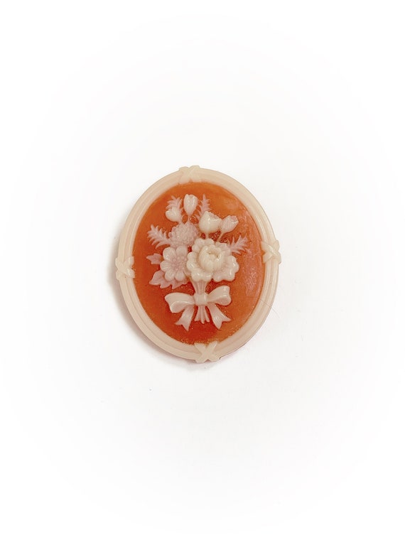 Vintage Avon Floral Cameo Brooch