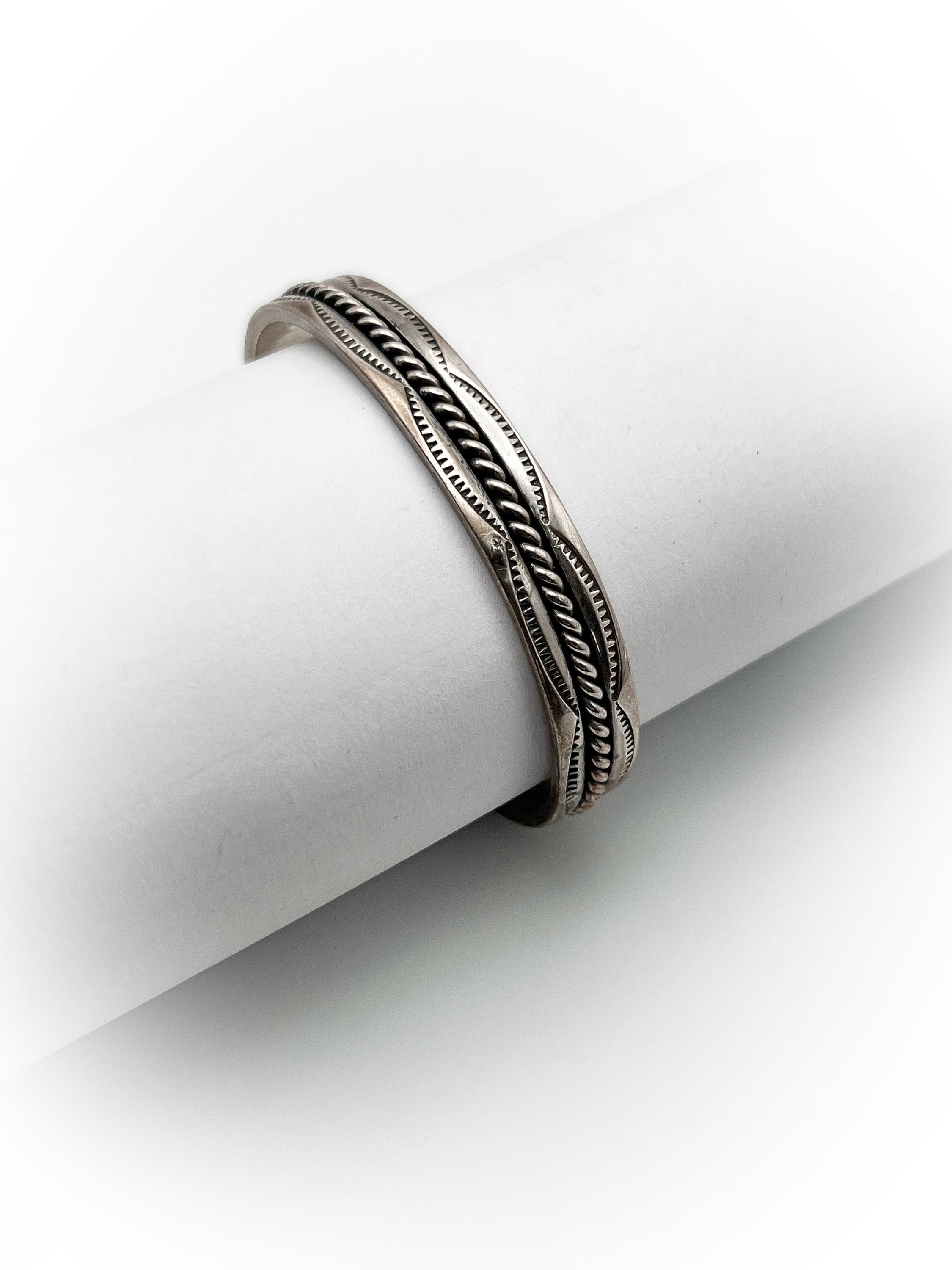 アクセサリー TAHE navajo bangle vintage Vintage Tahe Sterling Silver Navajo Bangle Bracelet. - Etsy