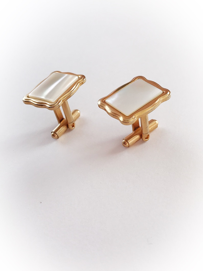 Vintage Mother of Pearl Cuff Links Gold Tone Metal