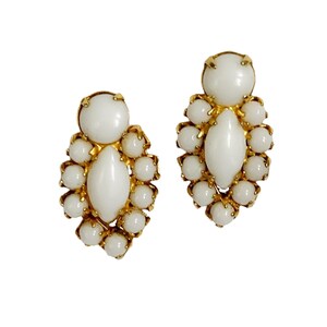Vintage Milk Glass Cabochon Screw Back Earrings