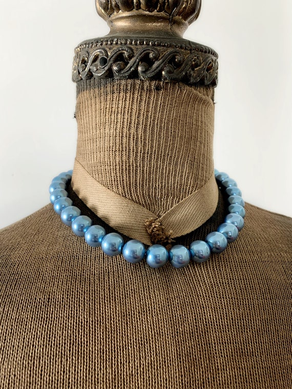 Vintage Blue Pearlescent Plastic Bead Choker Neck… - image 2