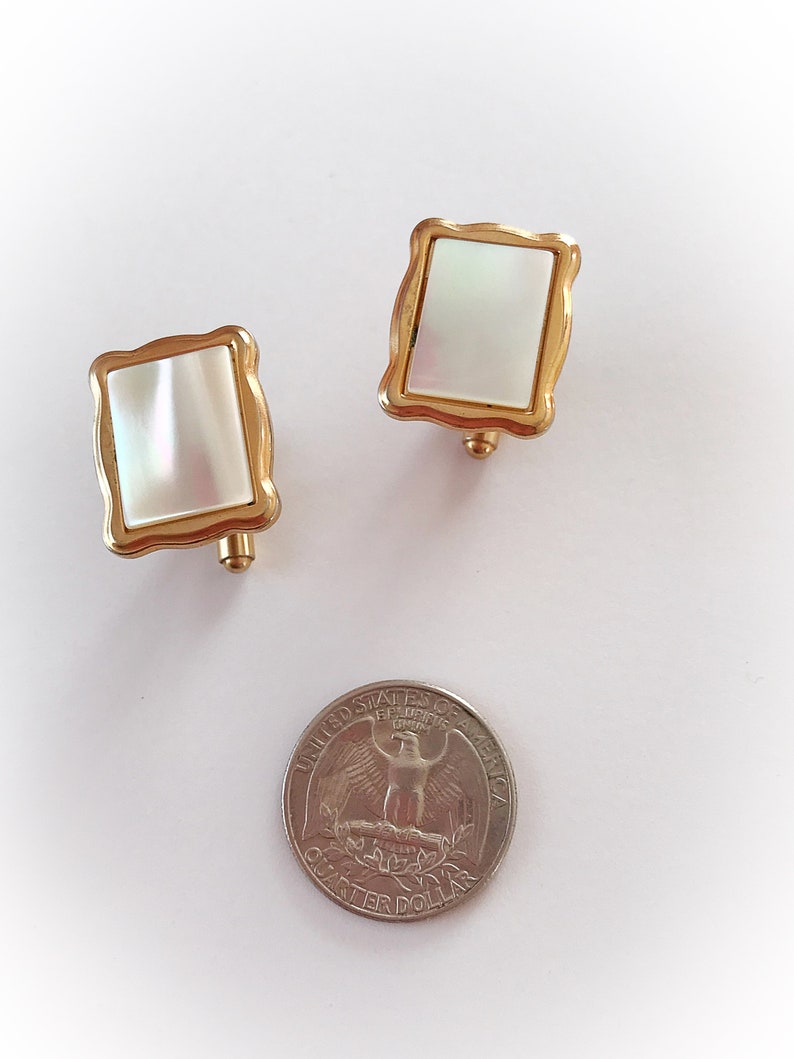 Vintage Mother of Pearl Cuff Links Gold Tone Metal