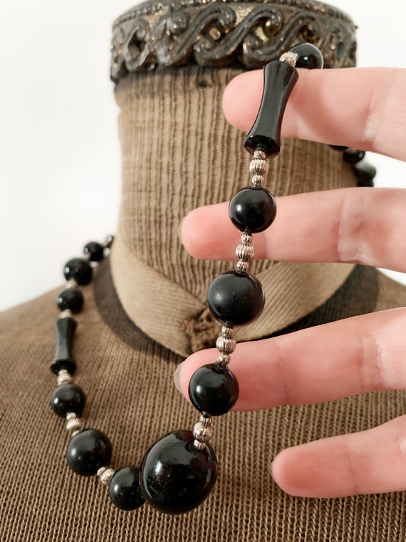 Vintage Black and Silver Plastic Beaded Necklace - image 3