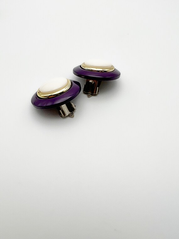 Boucles D'oreilles Clips Vintage En Résine Violette Et Blanche - Neuf Sans Emballage