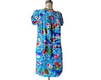 Vintage Designed by Hawaii Island Fashions Rayon Muumuu