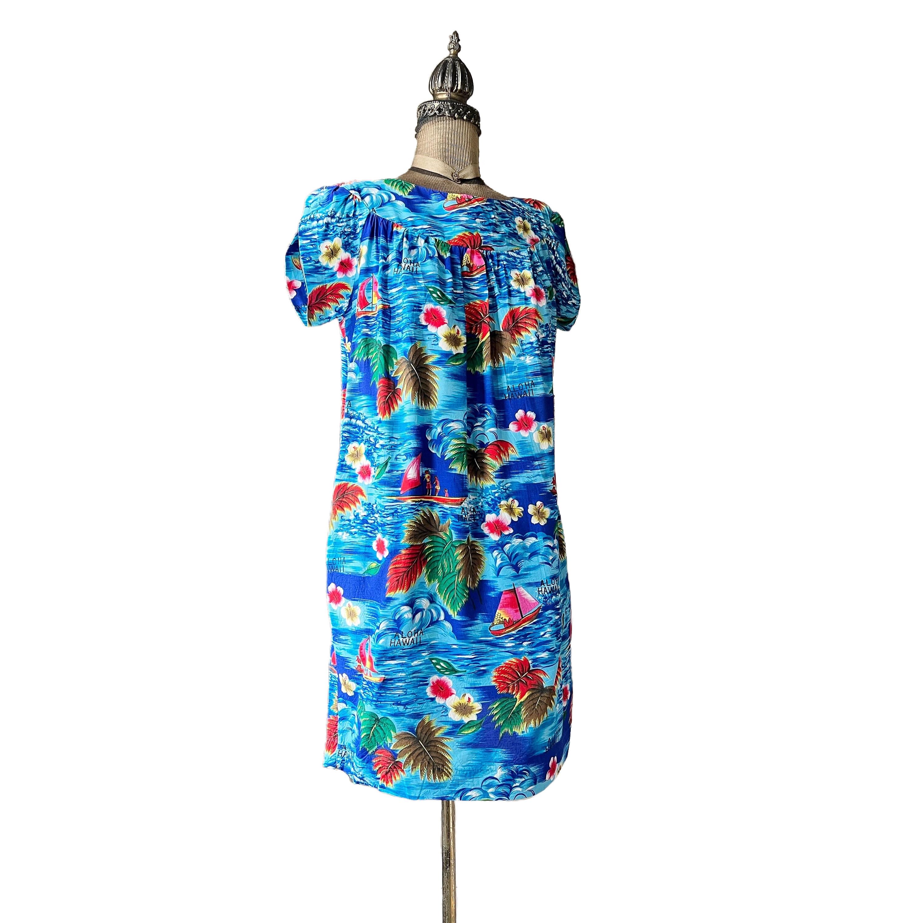 flowy dress from the islands mu Aloha 70's Heritage Collar Mu'umu'u Dress