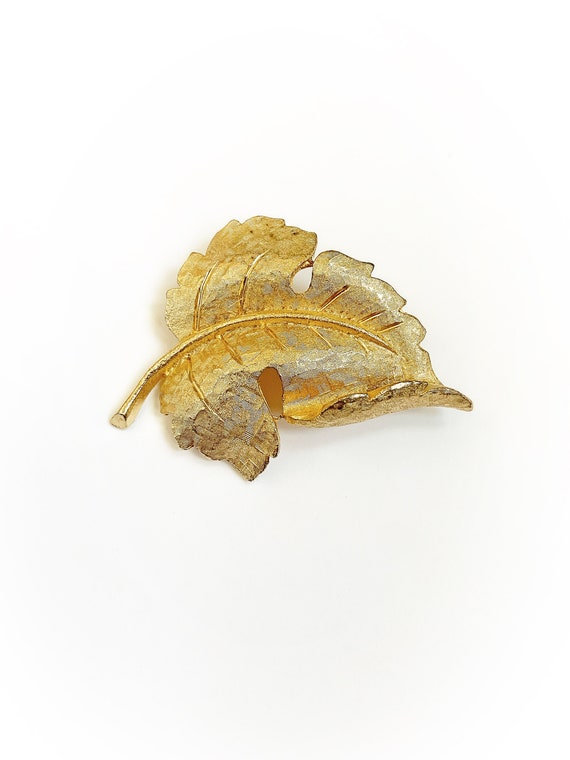Bsk gold leaf sale brooch
