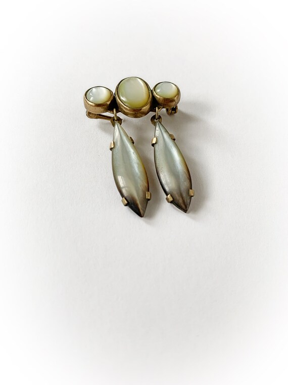 Vintage White Shell Dangle Brooch - image 3